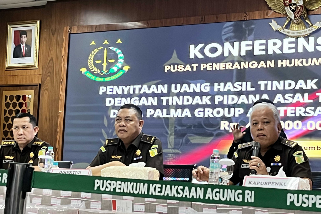 Kejaksaan Agung (Kejagung) membongkar modus tindak pidana korupsi dan tindak pidana pencucian uang (TPPU) yang dilakukan oleh PT Duta Palma Group melalui anak perusahaannya. Modus diketahui setelah Korps Adhyaksa menetapkan lima korporasi sebagai tersangka tindak pidana korupsi.