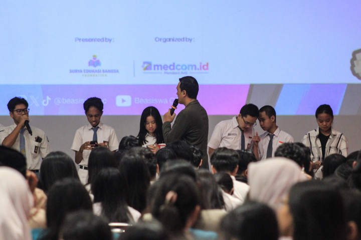 Sosialisasi Beasiswa OSC dihadiri oleh 400 siswa sma atau smk yang didampingi para guru, rektor UPJ, dan para pimpinan redaksi Medcom.id.