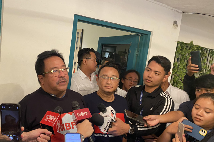 “Yang luar biasa sebetulnya anak-anak naturalisasi ini, kecintaan dia terhadap Indonesia jauh lebih hebat,” kata Rano Karno memuji pemain naturalisasi setelah acara dialog bersama komunitas Jakarta Adalah Kita (JAK) di Kawadan Cikini, Jakarta Pusat, Selasa, 1 Oktober 2024.