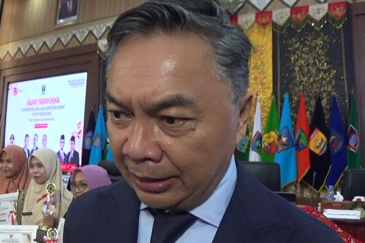 Selama ini, Kota Padang menjadi pintu gerbang bagi negara-negara yang berada di wilayah Samudera Hindia. Ibu kota provinsi Sumatera Barat menjadi Gerbang Indian Ocean Rim Association (IORA) atau Asosiasi Negara-negara di Kawasan Samudra Hindia. Untuk itu, sangat cocok Sumbar menjadi 'Ibu Kota' Samudra Hindia.