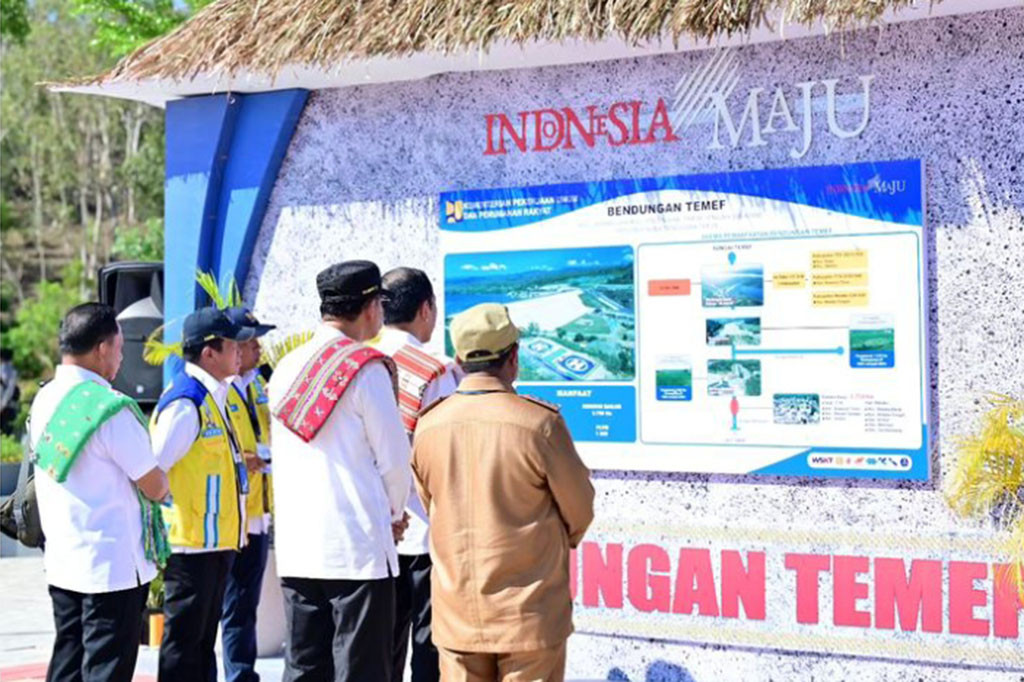 Orang nomor satu di Indonesia itu mengatakan bahwa dengan semakin banyaknya bendungan diharapkan mampu meningkatkan produktivitas pertanian milik petani.