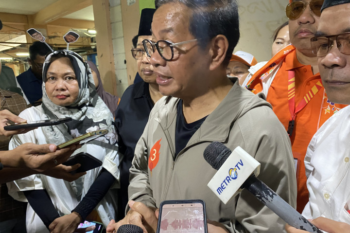 Pramono bercerita masyarakat mengeluhkan saat ini air tersedia hanya dipagi dan sore hari saja. Sedangkan untuk sidang dan malam hari air tidak mengalir.