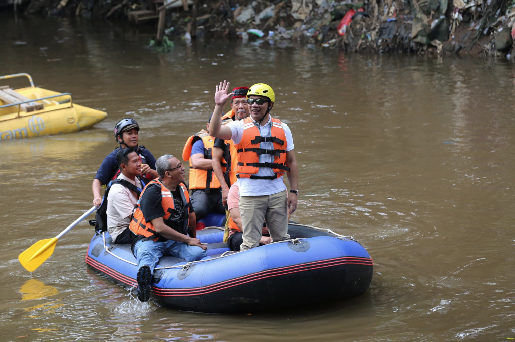 Menurutnya, transportasi sungai bisa menjadi pilihan dalam membantu mobilitas masyarakat. Terlebih, kata Dia, rencana ini sudah ada sejak lama.