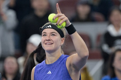 Karolina Muchova mengakhiri rentetan kemenangan 15 pertandingan Aryna Sabalenka, di perempat final China Open, Jumat, 4 Oktober 2024.