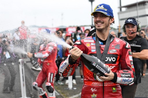 Martin masih memimpin klasemen sementara musim ini dengan keunggulan 15 poin atas Bagnaia yang berada di posisi kedua.