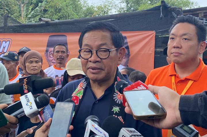 “Enggak ada orang yang mendapatkan rejeki atau menang dari judi online, sehingga dengan demikian, edukasinya tanggung jawab pemerintah provinsi,” kata Pramono saat belanja masalah di kawasan Meruya, Jakarta Barat, Senin, 7 Oktober 2024.