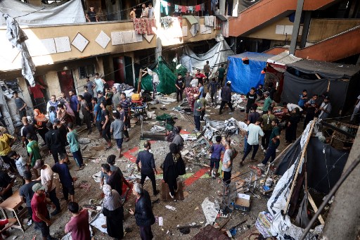 Setidaknya 28 warga Palestina tewas dan lebih dari 54 lainnya terluka akibat serangan udara Israel terhadap sebuah sekolah yang menampung para pengungsi di Jalur Gaza bagian tengah, Kamis, 10 Oktober 2024.
