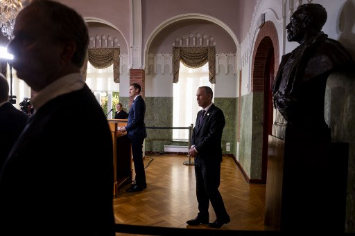 Nihon Hidankyo secara konsisten menerbitkan ribuan testimoni saksi mata, resolusi dan desakan publik, serta secara rutin mengirimkan delegasi ke agenda PBB dan konferensi perdamaian internasional untuk mengingatkan dunia akan bahaya senjata nuklir dan pentingnya pelucutan senjata tersebut.