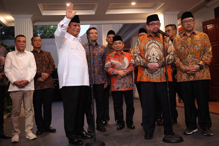 Terlebih, katanya, saat ini situasi dunia tidak menentu, salah satunya karena adanya agresi Israel di Palestina. Menurutnya, diperlukan pemikiran secara komprehensif untuk menghadapi berbagai masalah yang dihadapi saat ini.