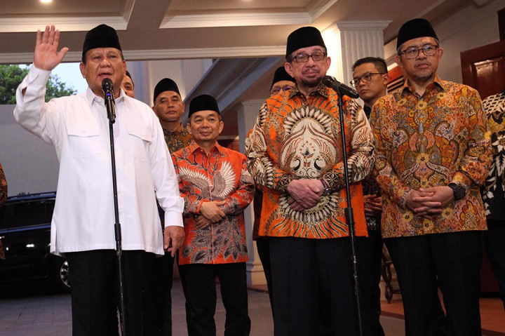 Ia juga berharap, di bawah pemerintahan Prabowo mendatang, Indonesia dapat melanjutkan membantu mewujudkan kemerdekaan Palestina dan kedamaian pun dapat tercipta.