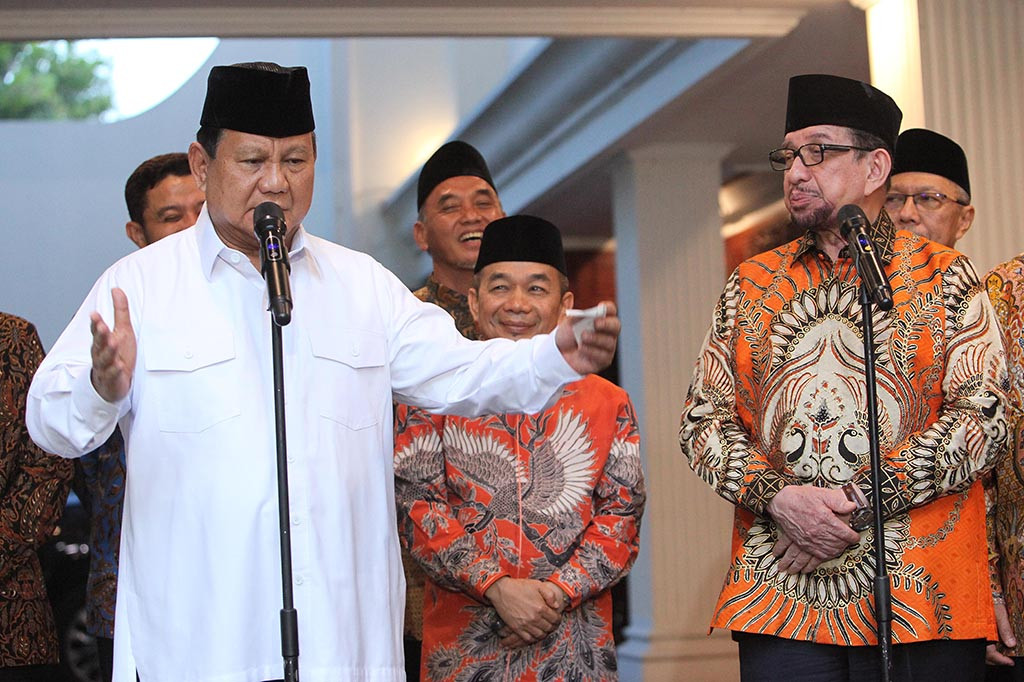 Pada akhir paparannya, ia menyampaikan pantun terkait kesepakatan kerja sama yang terjalin. 