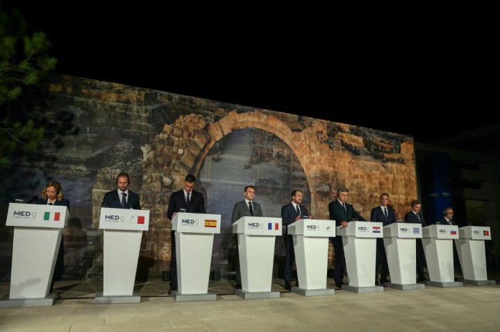 Kepala pemerintahan Spanyol itu mengatakan negaranya secara konsisten menahan diri dari kontribusi apa pun terhadap peningkatan kekerasan dan perang di Timur Tengah.