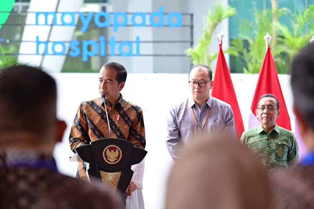 Dalam sambutannya, Presiden menyampaikan pentingnya keberadaan fasilitas kesehatan berkualitas di kawasan IKN guna memberikan kepercayaan kepada para investor, ASN, serta masyarakat yang berencana untuk pindah ke IKN.