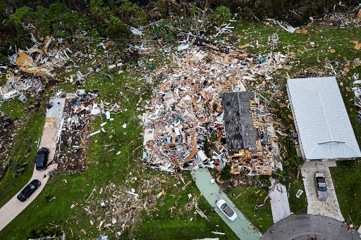 Jumlah korban tewas akibat Badai di Florida, Amerika Serikat bertambah menjadi 17 orang pada Jumat, 11 Oktober 2024, sedangkan sekitar dua juta pelanggan listrik di negara bagian itu masih mengalami pemadaman.