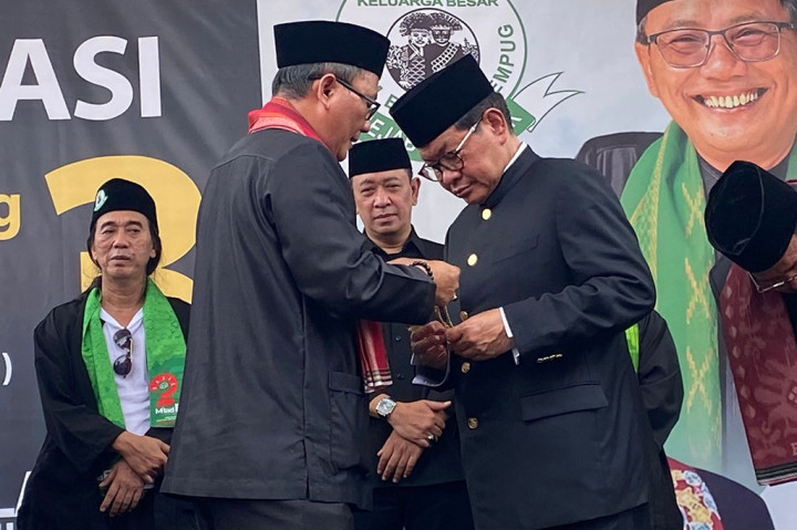 Dia juga menjelaskan bahwa Pramono adalah sosok yang rendah hati dan memiliki segudang pengalaman dan bukan kaleng-kaleng yang bisa langsung bekerja setelah dilantik.