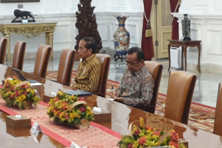 Selain Muzani, pimpinan MPR lainnya yakni Bambang Wuryanto alias Bambang Pacul, Kahar Muzakir, dan Rusdi Kirana Lalu, Lestari Moerdijat, Eddy Soeparno, Hidayat Nur Wahid, Edhie Baskoro Yudhoyono alias Ibas, dan Abcandra Muhammad Akbar Supratman.