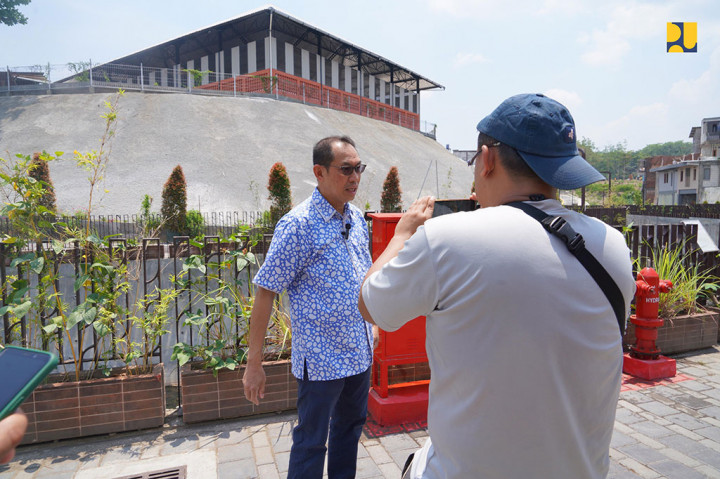 Lebih lanjut, Rudi menjelaskan bahwa Kawasan Mrican merupakan kawasan strategis yang merupakan titik pertemuan akademisi.