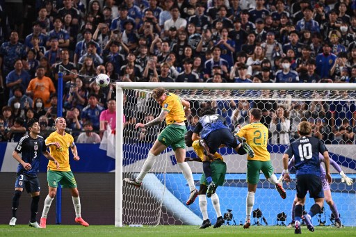 Laga antara Jepang vs Australia berakhir imbang 1-1 dalam lanjutan pertandingan keempat Grup C Kualifikasi Piala Dunia 2026 zona Asia putaran ketiga yang berlangsung di Stadion Saitama, Jepang,
Selasa, 15 Oktober 2024 malam WIB.  