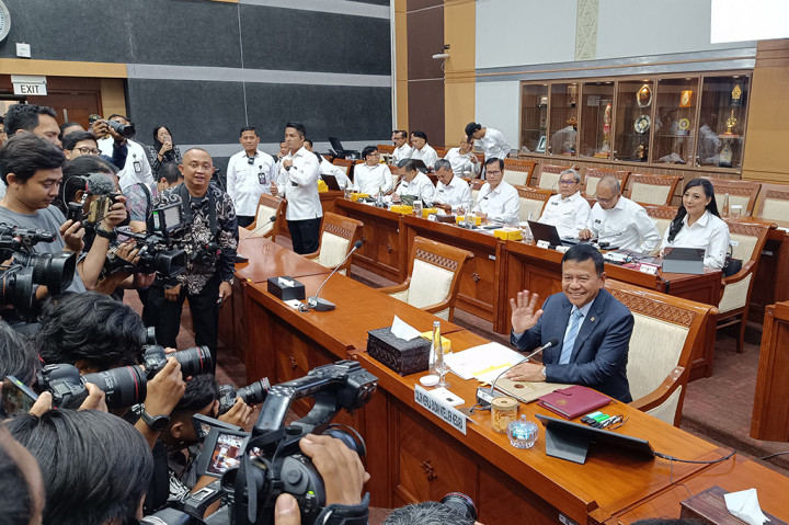 Herindra yang kini menjabat Wakil Menteri Pertahanan diusulkan menjadi Kepala BIN oleh Presiden Joko Widodo menggantikan Budi Gunawan.