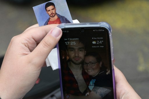 Mereka berhasil menjual 70 juta rekaman, dengan enam hit top 10 di Billboard's Hot 100, termasuk 