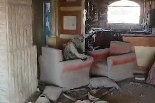 Badan intelijen telah secara bertahap membatasi wilayah tempat dia dapat beroperasi, kata militer pada hari Kamis, setelah catatan gigi, sidik jari, dan pengujian DNA memberikan konfirmasi akhir tentang kematian Sinwar.