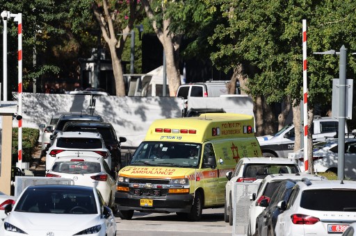 Sebelumnya, militer Israel mengatakan ada tiga drone yang diluncurkan dari Lebanon, dua di antaranya berhasil dicegat, sementara yang ketiga jatuh di sebuah bangunan di Caesarea, Israel utara. Dilaporkan tidak ada korban jiwa akibat dari serangan tersebut.