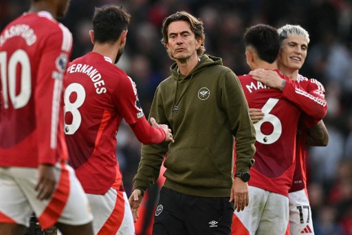 Manchester United (MU) kembali ke jalur kemenangan setelah mengalahkan Brentford dengan skor ketat 2-1 pada pekan kedelapan Liga Inggris di Stadion Old Trafford, Manchester, Sabtu, 19 Oktober 2024 malam WIB.