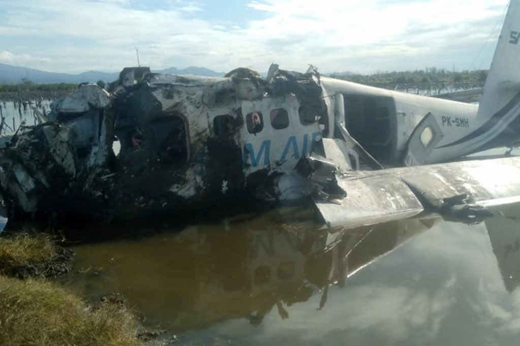 Pesawat milik PT Semua Aviasi Mandiri (SAM Air) jatuh di kawasan Randangan, Gorontalo pada Minggu pagi, 20 Oktober 2024. Akibatnya, empat orang termasuk awak pesawat tewas.
