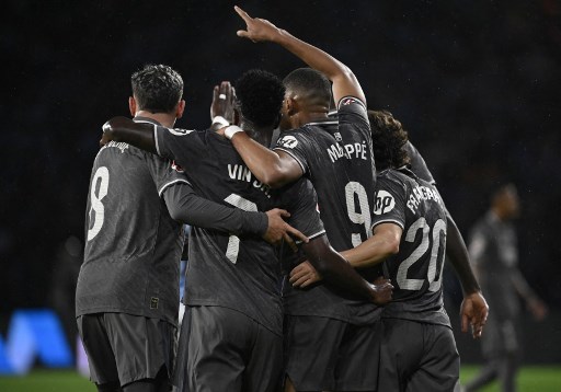Real Madrid membawa pulang tiga poin saat bertandang ke Celta Vigo dalam lanjutan Jornada ke-10 LaLiga 2024/25 di Stadion Abanca Balaidos, Minggu, 20 Oktober 2024 dini hari WIB. Los Blancos menang menang tipis 2-1.