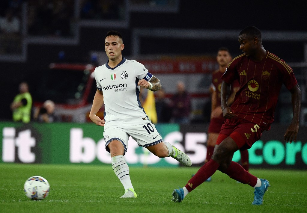 Roma mulai lebih banyak mengancam setelah Inter dipaksa melakukan dua pergantian. Namun, sampai turun kedudukan 0-0 tetap bertahan.