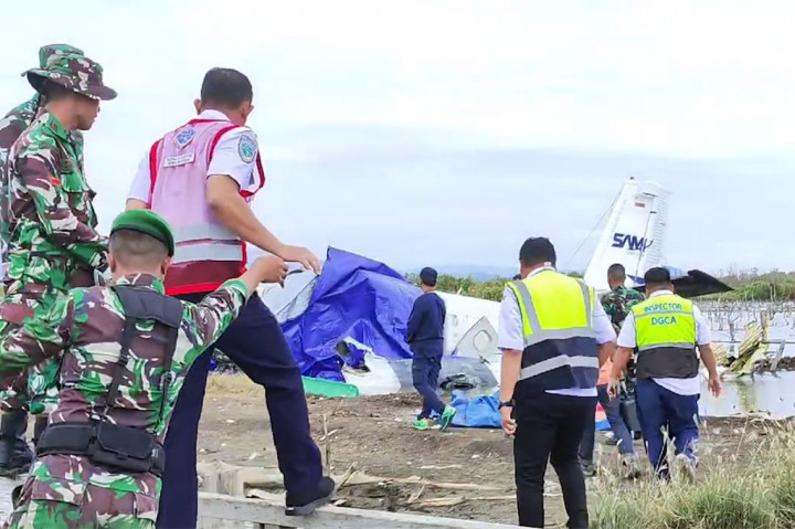 Tim Komite Nasional Keselamatan Transportasi (KNKT) telah memulai investigasi kecelakaan pesawat SAM Air yang jatuh di sekitar Bandara Panua, Kabupaten Pohuwato, Provinsi Gorontalo. 