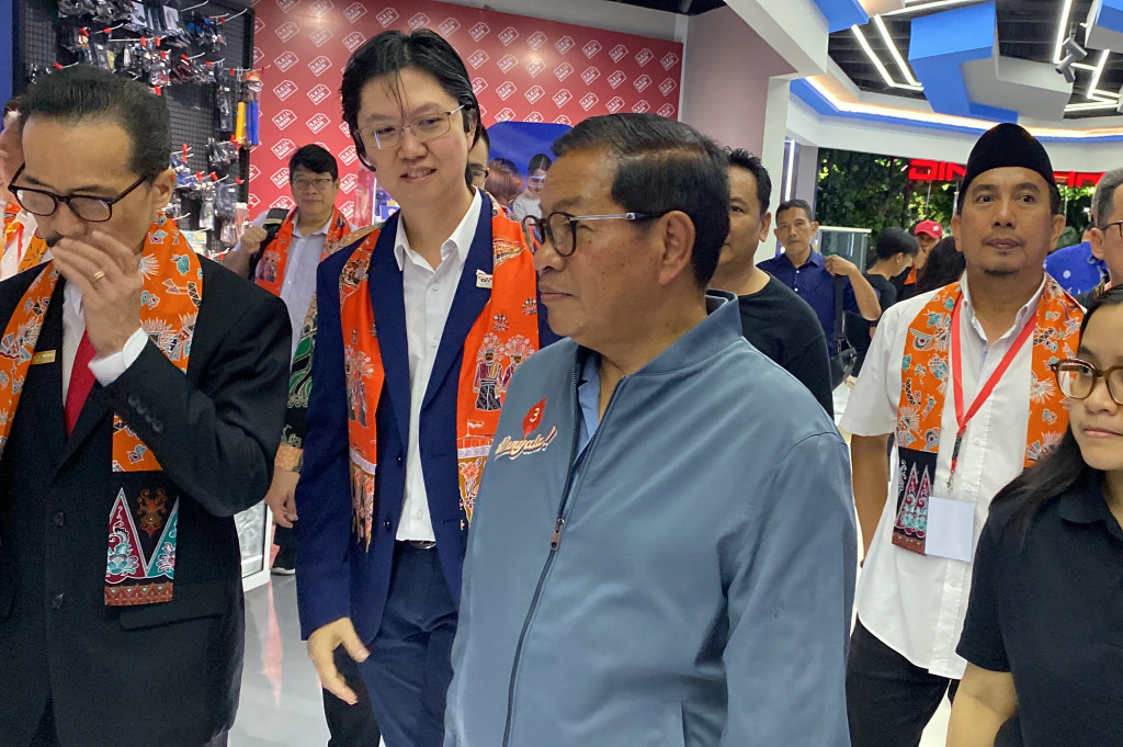 “Pertama adalah Jakarta Funding, karena memang isunya tentang ekonomi. Yang kedua TransJabodetabek mengenai transportasi. Yang berikutnya adalah mengenai Open Government,” Ucap Pramono di Mall Pluit Village, Jakarta Utara, Selasa, 22 Oktober 2024.