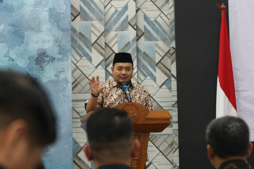 Ketua Komisi Pemilihan Umum (KPU) RI Mochammad Afifuddin mengatakan bahwa kesiapan logistik untuk Pemilihan Kepala Daerah Serentak 2024 sudah mencapai 60 persen lebih.