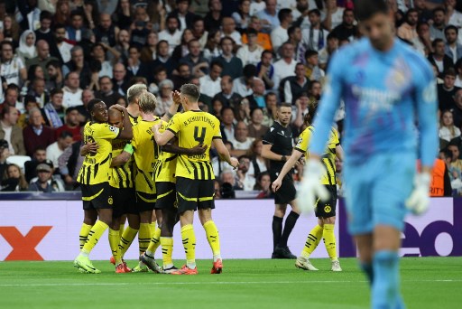 Die Borussen berhasil unggul 2-0 terlebih dahulu lewat Donyell Malen dan Jamie Byone-Giitens di babak pertama.
