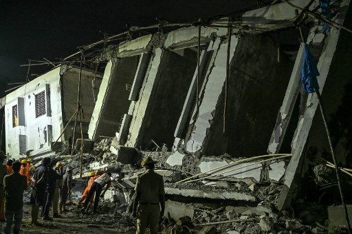 Wakil CM Karnataka DK Shivakumar menjamin tindakan tegas terhadap pemiliknya karena dugaan kegiatan ilegal. 