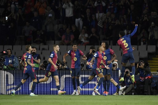 Hattrick Raphinha mewarnai kemenangan besar 4-1 Barcelona atas tamunya Bayern Munich, pada pertandingan Liga Champions di Estadio Olimpico Luis Companys, Barcelona, Kamis, 24 Oktober 2024 dini hari WIB.
