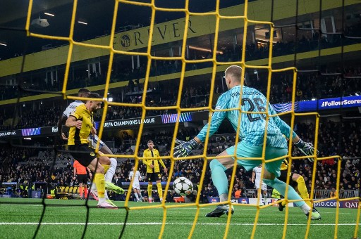 Gol semata wayang Inter tercipta pada menit ke-93. Umpan tumit Lautaro Martinez diteruskan Federico Dimarco di sisi kiri dengan umpan silang mendatar. Bola disambut Thuram untuk dilesakkan menjadi gol penentu kemenangan Nerrazuri.