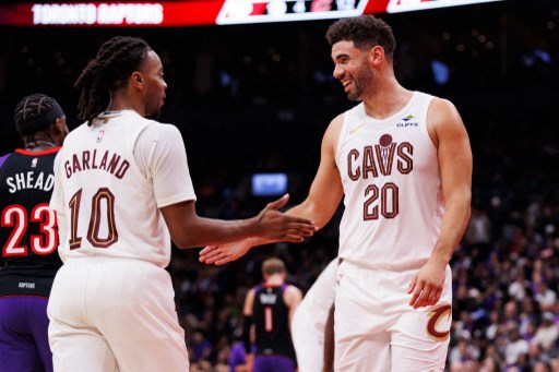 Cleveland Cavaliers menang meyakinkan dengan skor 136-106 atas Toronto Raptors pada pertandingan pembuka musim NBA 2024-2025 di Scotiabank Arena, Toronto, Kamis, 24 Oktober 2024 WIB.