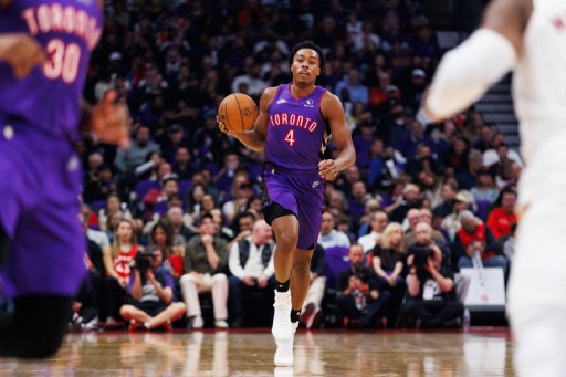 Untuk Raptors, Scottie Barnes menjalani debut musim yang mengecewakan dengan hanya mencetak 9 poin dari 14 percobaan tembakan.