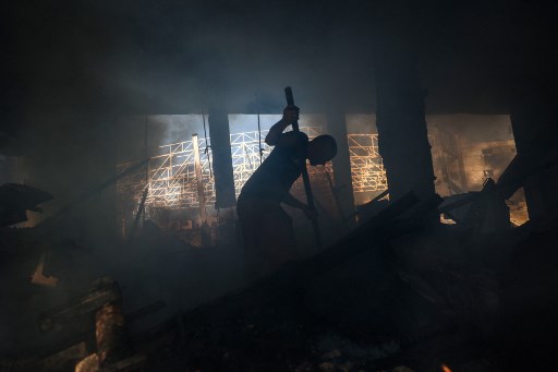 Setidaknya empat orang tewas dan beberapa lainnya luka-luka akibat serangan udara Israel di kamp pengungsi al-Maghazi di Gaza tengah, kantor berita Wafa melaporkan, mengutip sumber medis.