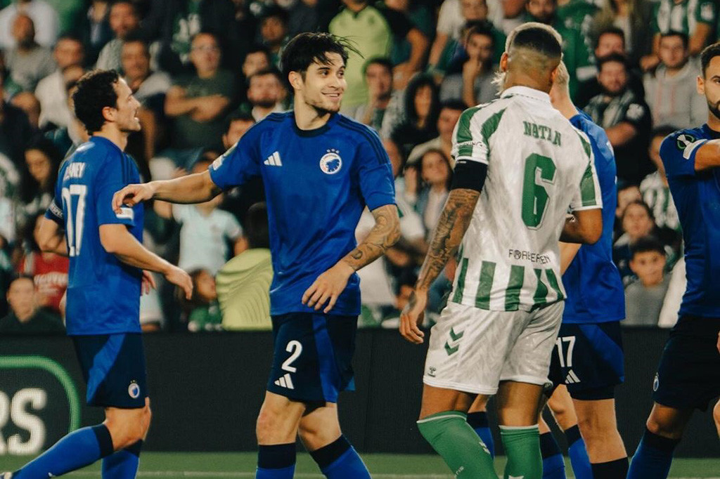 Real Betis harus puas hanya bermain imbang dengan skor 1-1 ketika menjamu wakil Denmark Copenhagen pada Liga Conference di Stadion Benito Villamarin,  Sevilla, Jumat, 25 Oktober 2024.