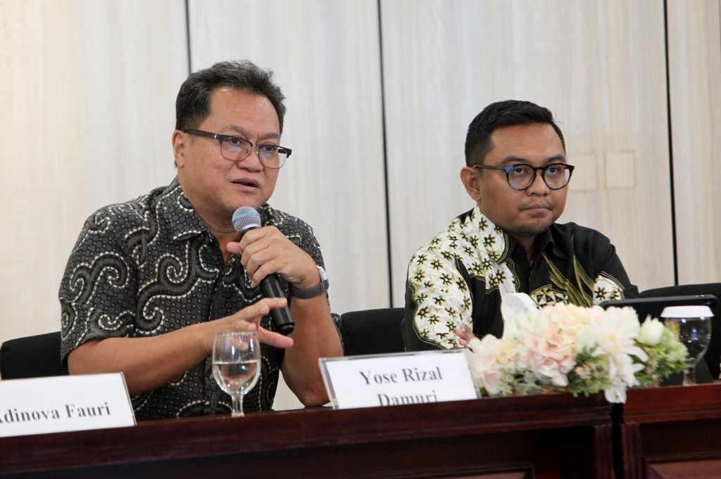 Lebih lanjut dia membeberkan, sejak era pemilihan presiden secara langsung pada 2004, seorang presiden terpilih tentu ingin pemerintahan yang akan dipimpin stabil dengan dukungan dari anggota DPR RI atau parlemen, sehingga program pemerintah bisa terakselerasi dengan cepat.