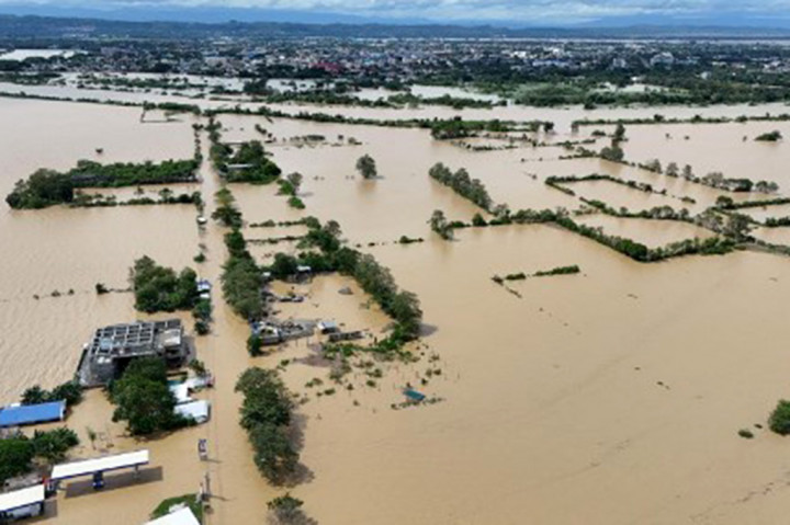 Presiden Filipina, Ferdinand Marcos Jr. telah memerintahkan angkatan bersenjata Filipina untuk memobilisasi sumber dayanya untuk membantu operasi penyelamatan.