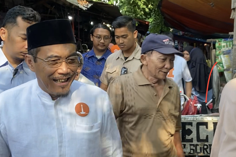 “Iya, tentu saja justru karena kita kan perlu tahu lapangan, jangan cuma bicara secara teoritis saja, tapi bahwa realita lapangan seperti ini,” ujar Suswono di Pasar Ujung Menteng, Jakarta Timur, Sabtu, 26 Oktober 2024.