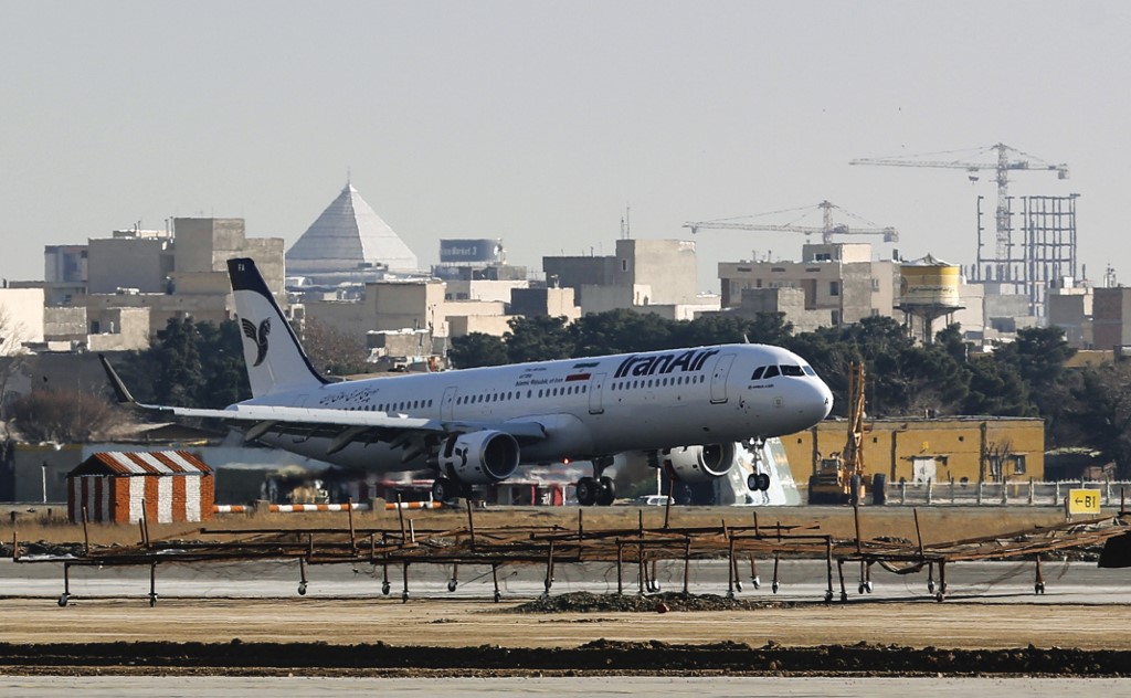 Pasukan Pertahanan Israel (IDF) menyatakan bahwa mereka telah menyerang target-target militer di Iran sebagai balasan atas serangan rudal Iran ke negara Yahudi tersebut pada 1 Oktober.