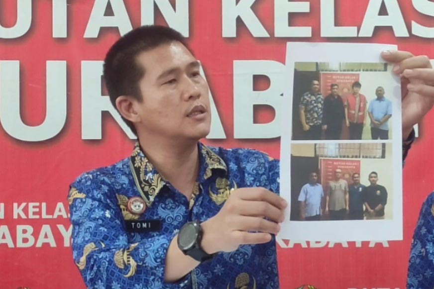 Blok A tersebut adalah tempat mapenaling bagi warga binaan baru. Seperti warga binaan lain yang baru masuk, Ronald Tannur akan menjalani mapenaling sepekan, dan tidak boleh menerima kunjungan keluarga.