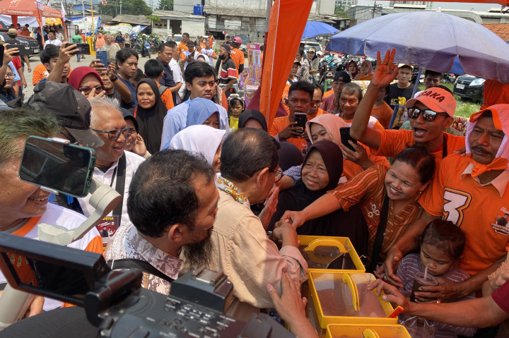 Calon Gubernur (Cagub) Jakarat nomor urut tiga Pramono Anung menanggapi isu miring perihal ucapan Calon Wakil Gubernur (Cawagub) nomor urut satu Suswono perihal janda kaya nikahi pemuda pengangguran. Pramono mengatakan dirinya tidak mau menari diatas hal itu.