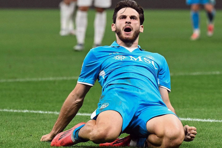 Dengan hasil tersebut Napoli makin kukuh di puncak klasemen Liga Italia dengan 25 poin dari 10 pertandingan, sementara Milan di urutan kedelapan dengan 14 poin dari sembilan pertandingan.