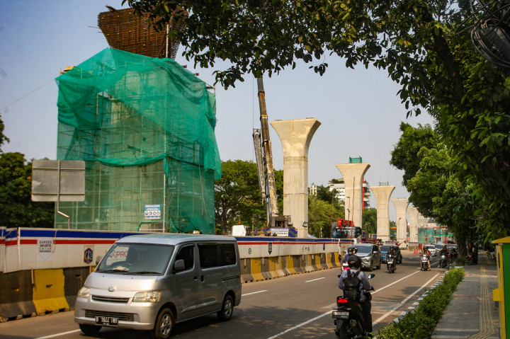Proyek ini telah mencatat beberapa capaian penting, seperti penyambungan seluruh balok atau girder dari Stasiun Velodrome hingga Stasiun Rawamangun.