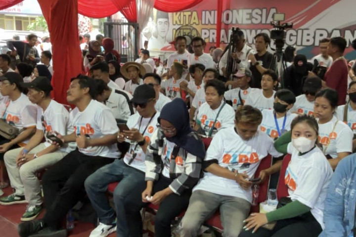 RK mengatakan, bukti dari dukungan itu ialah dengan adanya perizinan untuk mengadakan deklarasi secara terbuka. Menurutnya, tanpa perizinan, organisasi tersebut tidak mungkin memberikan dukungan secara blak-blakan.